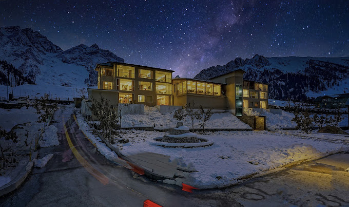 Hotel Snowland Sonmarg